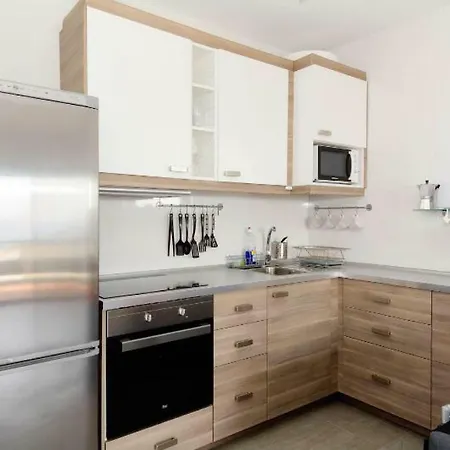 Belinda With Sea View, Sat-tv, Wifi, Only 200m From Playa Grande Lejlighed
